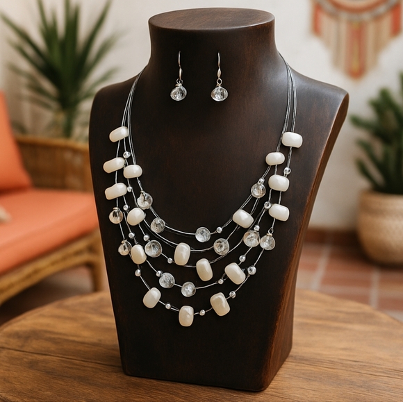 🆕️ Boho Bliss Multi-Layer Shell & Crystal Necklace Set Trendy & Elegant - Picture 1 of 9
